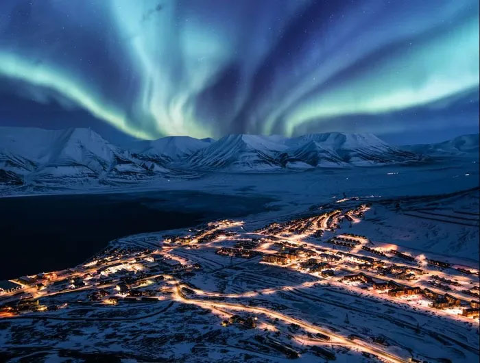 Lý giải hiện tượng cực quang kỳ lạ 20 năm mới có một lần ở Bắc Cực