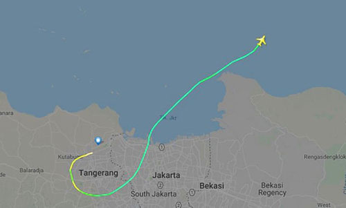 Máy bay chở 189 người rơi xuống biển ở Indonesia