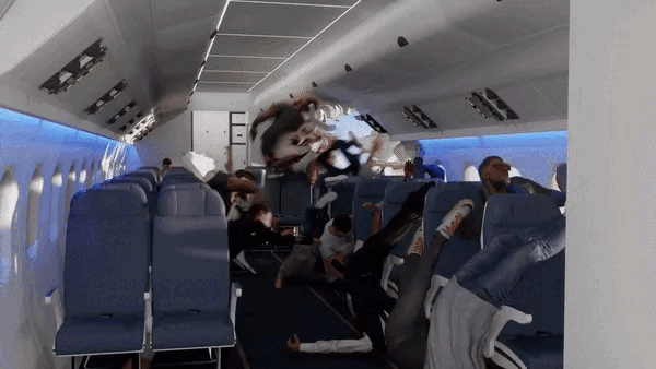 Máy bay vấp ổ gà - lý do hành khách nên thắt dây an toàn mọi lúc