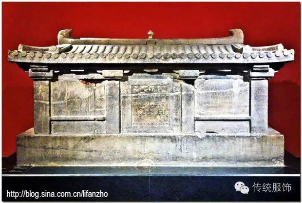 Mộ cổ cháu gái Hoàng hậu Trung Hoa và bí ẩn 4 chữ người mở sẽ chết trên nắp quan tài