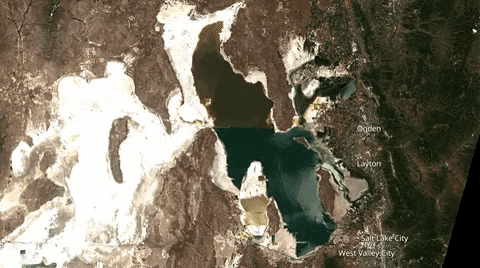 Một trong những hồ nước lớn nhất Trái đất đang teo nhỏ nghiêm trọng