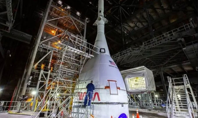 NASA chuẩn bị phóng tàu bay vòng quanh Mặt trăng