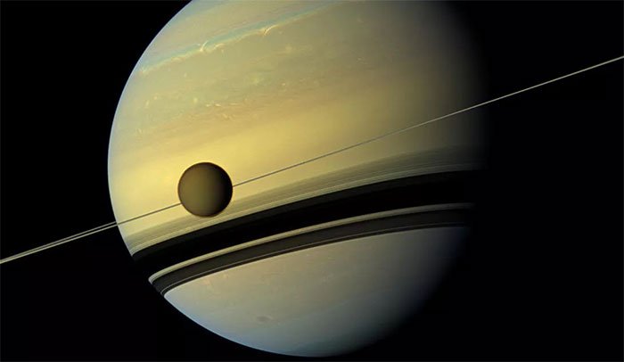 NASA công bố một hóa phân tử lạ trong tầng khí quyển của vệ tinh Titan