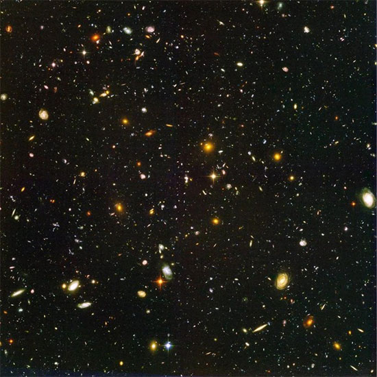 NASA lần đầu chụp được 4 vật thể xuyên không 13,4 tỉ năm, cổ nhất vũ trụ
