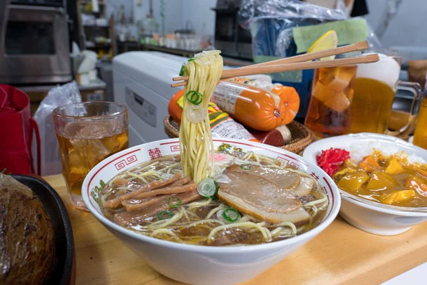 Nghệ thuật làm bản sao đồ ăn tại Nhật Bản: Chân thật đến từng chi tiết, thu lợi nhuận khổng lồ!