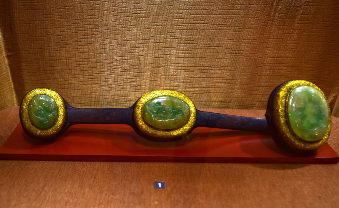Ngọc cổ hơn 200 tuổi lần đầu được trưng bày ở Thành phố Hồ Chí Minh