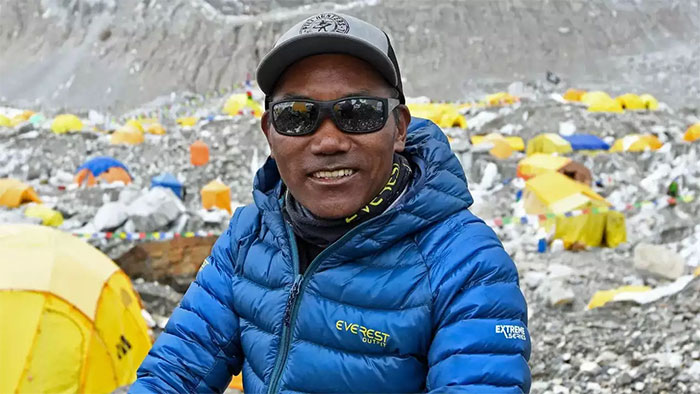 Người đàn ông Nepal lập kỷ lục 29 lần chinh phục Nóc nhà thế giới