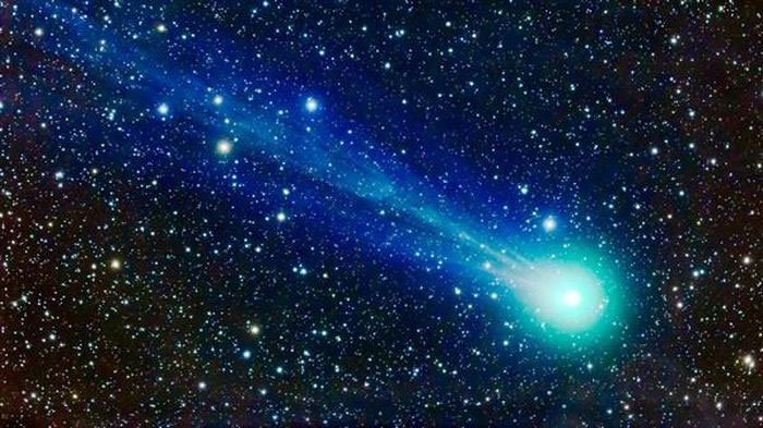 Nguồn gốc và đặc điểm của sao chổi