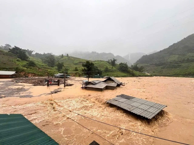 Nguyên nhân lũ, sạt lở hình thành sau bão