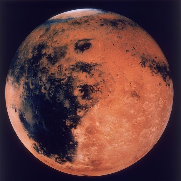 Nhà khoa học hàng đầu của NASA tuyên bố đã nhìn thấy các dấu hiệu của sự sống trên sao Hỏa