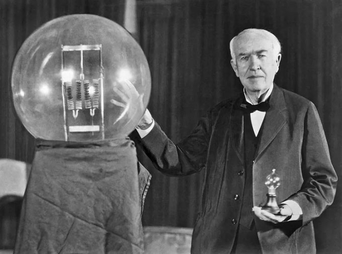 Nhà phát minh da đen từng cạnh tranh với Thomas Edison