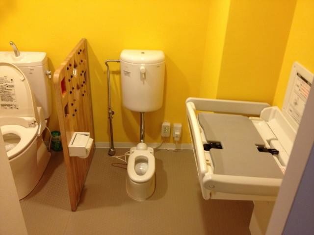 Nhà vệ sinh ở Nhật sạch tới cỡ nào? Hóa ra đây mới xứng là đỉnh cao công nghệ Nhật Bản