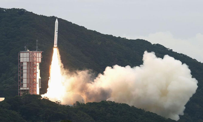 Nhật Bản phóng tên lửa thất bại sau gần 20 năm