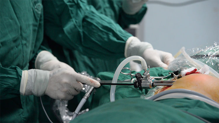 Nhờ phương pháp kỳ diệu này, bệnh nhân bị u vú sẽ không lo có sẹo khi phẫu thuật