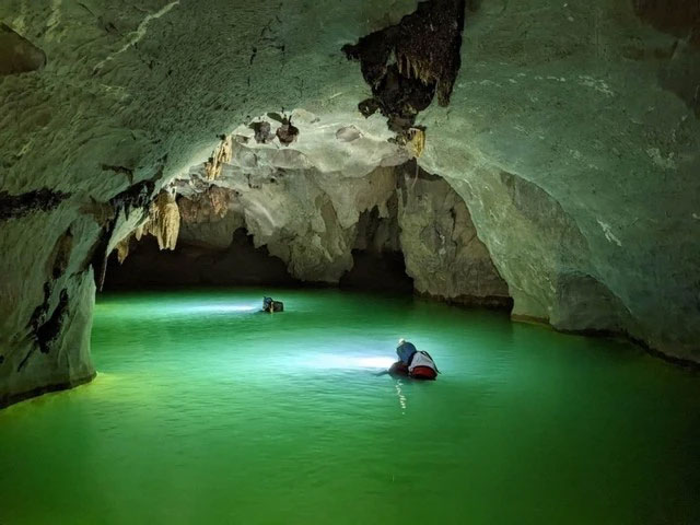 Phát hiện 22 hang động tuyệt đẹp tại Quảng Bình
