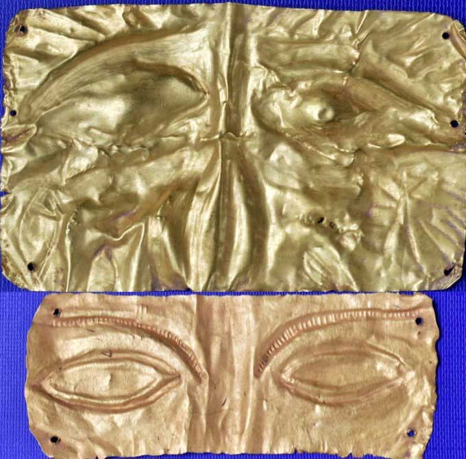 Phát hiện ba mặt nạ vàng dưới mộ cổ ở Vũng Tàu