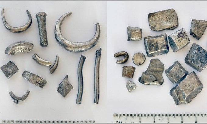 Phát hiện loạt đồ bạc giả hơn 3.000 năm tuổi