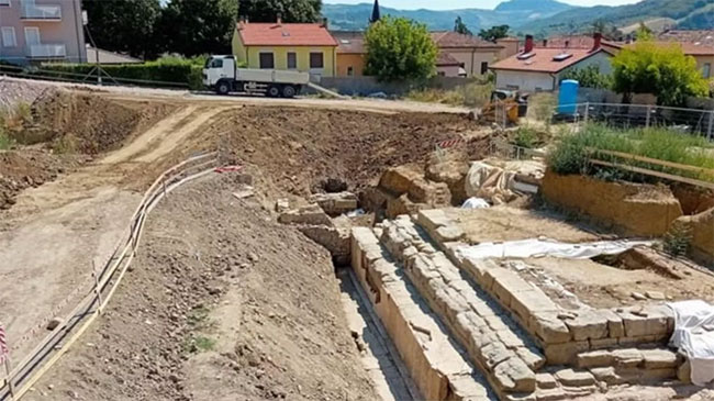 Phát hiện ngôi đền La Mã cực hiếm trên khu đất xây siêu thị ở Ý