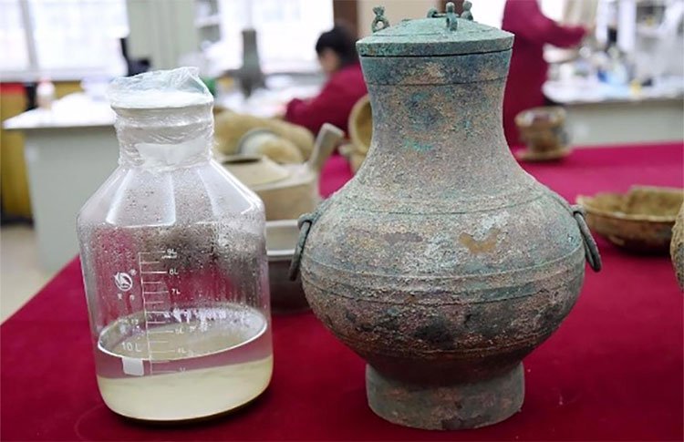 Phát hiện thuốc trường sinh bất lão trong mộ cổ Trung Quốc