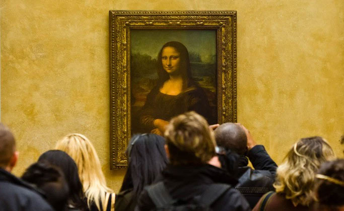 Phóng to 400 lần bức họa Mona Lisa nổi tiếng, chuyên gia phát hiện 3 bí mật ẩn giấu