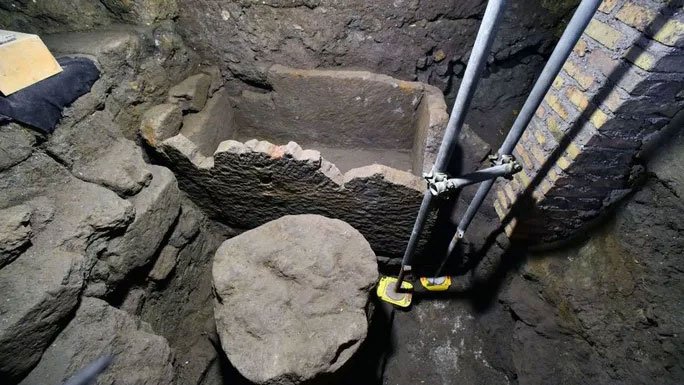 Quét laser, phát hiện dưới bậc tam cấp mộ cổ ma 2.600 tuổi