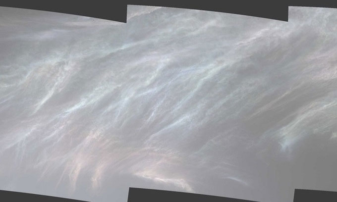 Robot NASA chụp đám mây phát sáng trên sao Hỏa