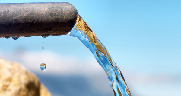 Sáng chế ra vật liệu lọc nước mới: tiêu diệt được 99,999% vi khuẩn bằng ánh sáng