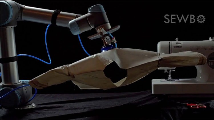 Sewbo - Robot thợ may hứa hẹn sẽ giúp tự động hóa toàn bộ quá trình sản xuất quần áo