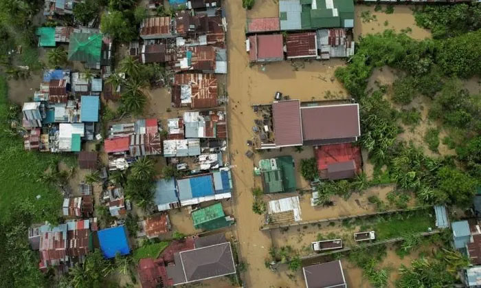 Siêu bão Noru càn quét khiến 5 người Philippines thiệt mạng