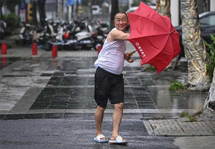 Siêu bão Yagi đổ bộ Trung Quốc hai lần