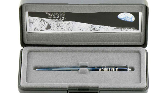 Space Pen - công nghệ bút không gian của NASA đã hơn 50 tuổi nhưng vẫn chạy tốt