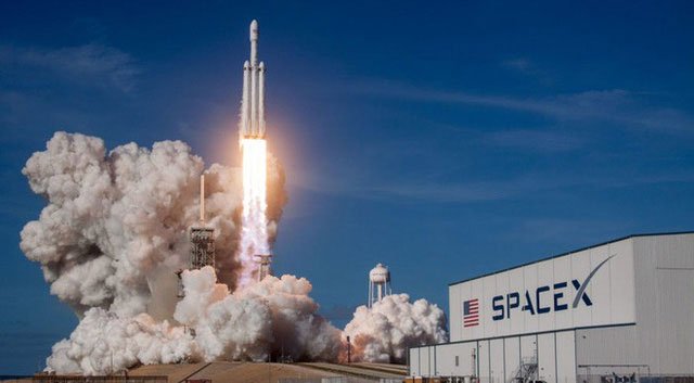 SpaceX chế tạo tên lửa có thể ship hàng đến bất kỳ nơi nào trên Trái đất trong 60 phút