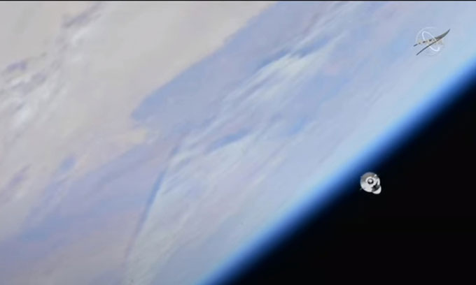 SpaceX phóng hạt giống cà chua lên Trạm vũ trụ Quốc tế