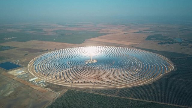 Ta có thể biến sa mạc Sahara thành nhà máy năng lượng Mặt trời lớn nhất thế giới không?