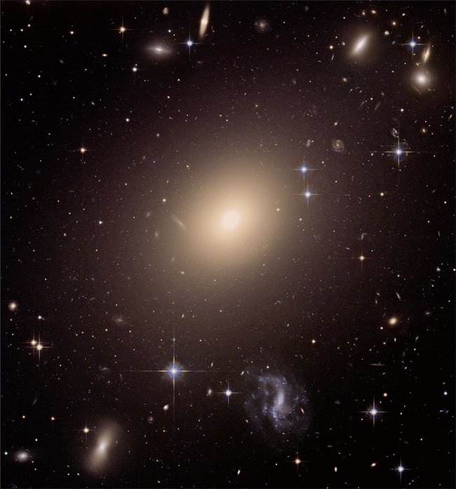 Tại sao các thiên hà có hình dạng khác nhau?