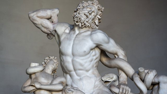 Tại sao các tượng cổ Hy Lạp thường có “của quý” bé một cách khiêm tốn?