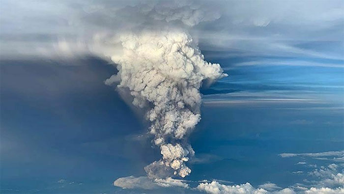 Tại sao có nhiều sét trong vụ phun trào núi lửa Taal?