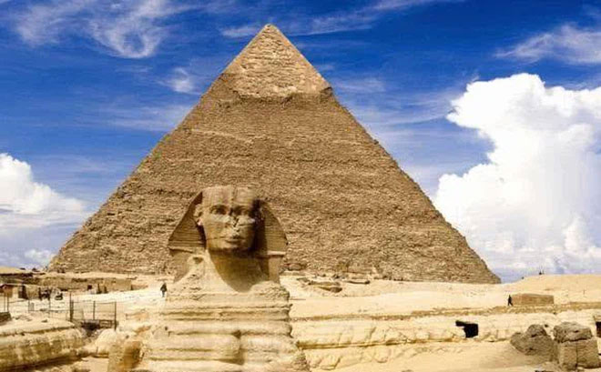 Tại sao độ khó của việc xây dựng Kim tự tháp và Vạn Lý Trường Thành không thể so sánh được?