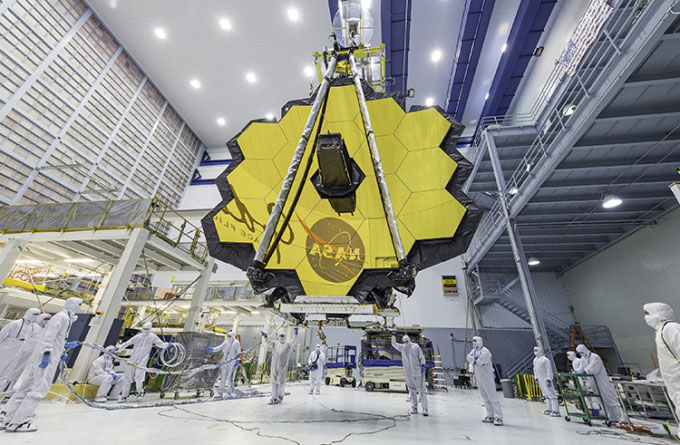 Tại sao NASA chi 10 tỷ USD cho kính James Webb?