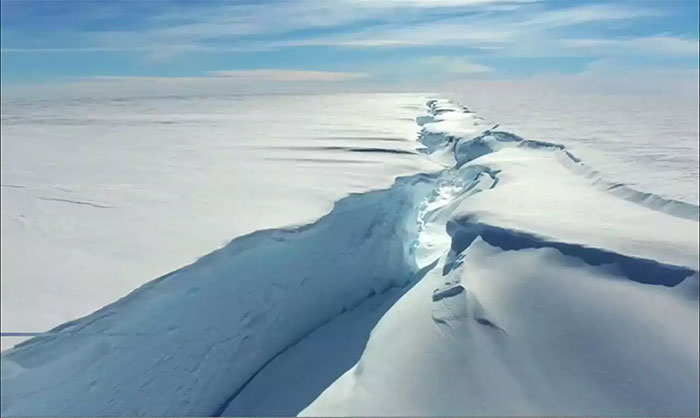 Tảng băng có kích thước bằng vùng London đã vỡ khỏi thềm băng Nam Cực