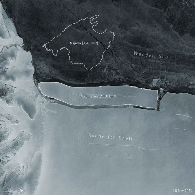 Tảng băng lớn nhất thế giới vừa tách khỏi Nam Cực, có diện tích bề mặt rộng hơn cả thủ đô Hà Nội