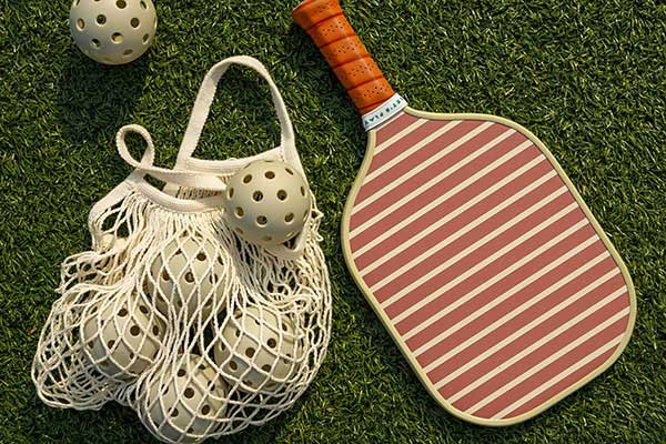 Tất tần tật những gì bạn cần biết về Pickleball - môn thể thao thời thượng đang khiến chị em phát sốt