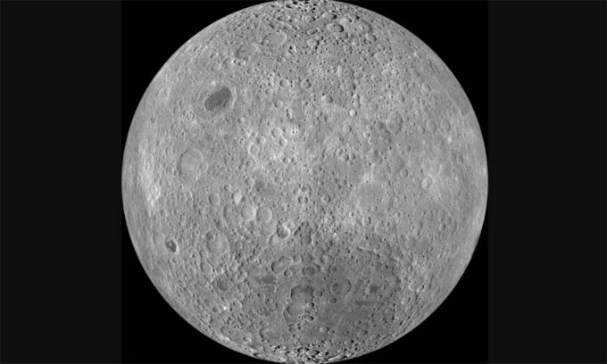 Tàu đầu tiên lấy mẫu ở phía xa Mặt trăng phóng năm 2024