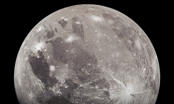 Tàu NASA tiết lộ âm thanh phía trên mặt trăng sao Mộc