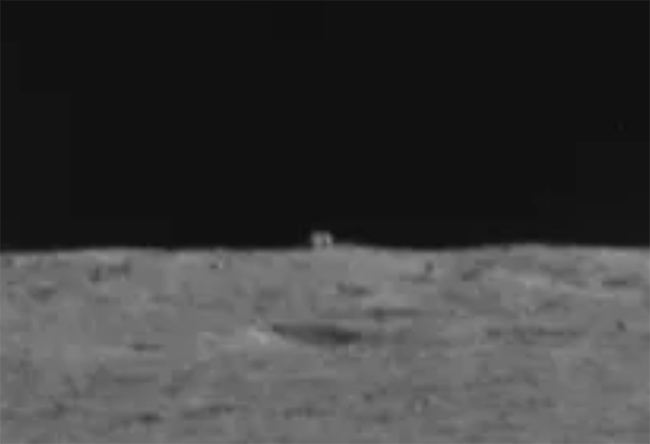 Tàu thăm dò Yutu-2 của Trung Quốc thám hiểm ngôi nhà bí ẩn trên Mặt Trăng