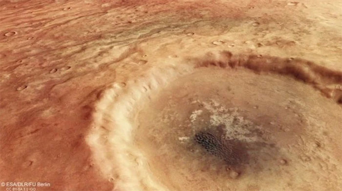 Tàu thám hiểm tìm thấy mắt quỷ đáng sợ trên sao Hỏa