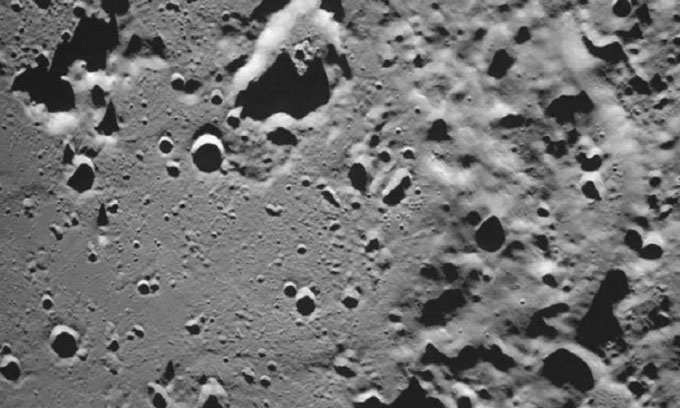 Tàu vũ trụ Luna-25 của Nga đâm xuống Mặt trăng