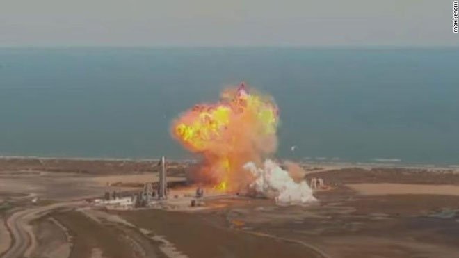 Tên lửa thử nghiệm của SpaceX lại phát nổ khi hạ cánh xuống bệ phóng