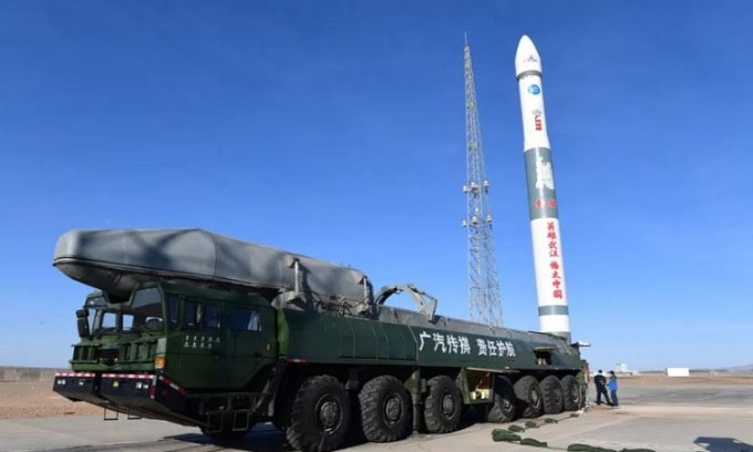 Tên lửa Trung Quốc phóng hỏng làm mất hai vệ tinh