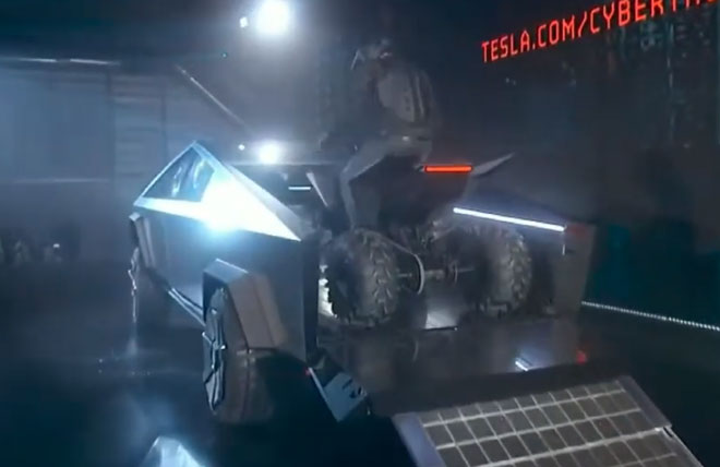 Tesla ra mắt Cybertruck: Tăng tốc nhanh hơn cả siêu xe thể thao, chạy 800km mới cần sạc pin
